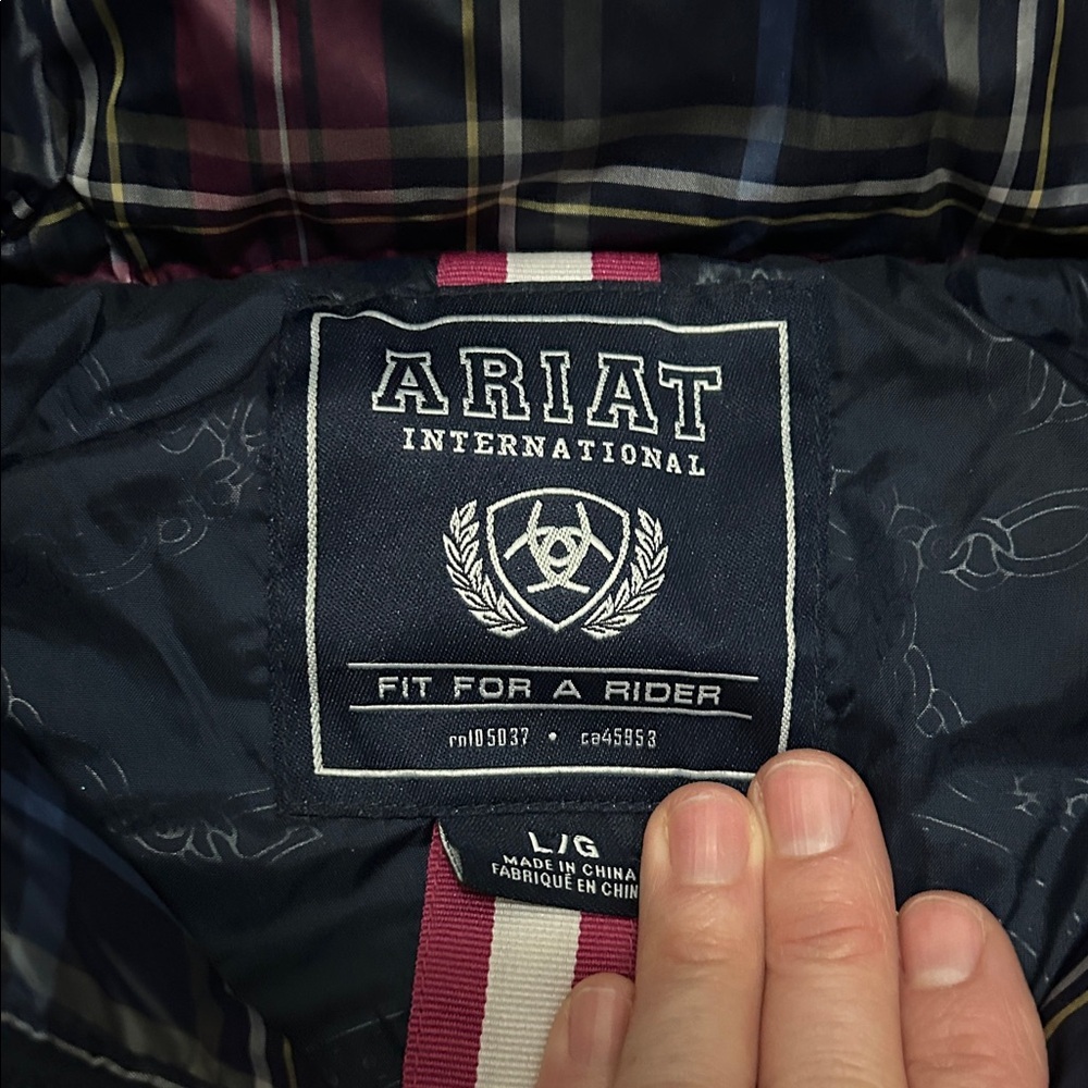 Ariat Vest Women’s L Blue/Pink Plaid Faux Fur Detachable Hood Quilted Western - Picture 2 of 13